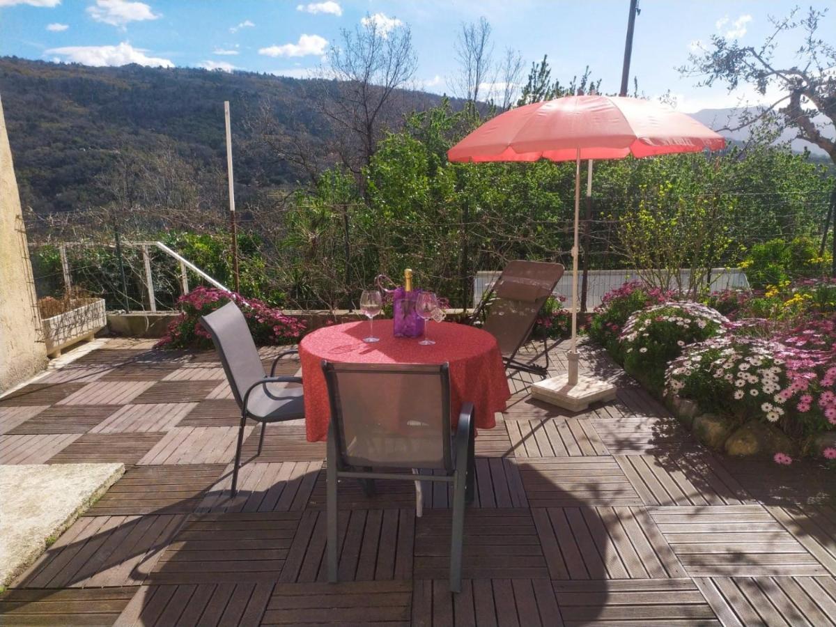 Studio Le Romantique A 20 Kms De Nice Bendejun Bagian luar foto